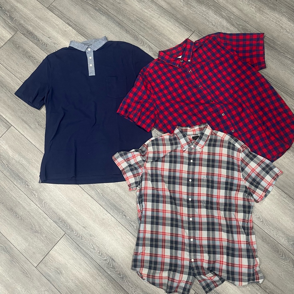 Lot of 3 men’s short sleeve polo and button-ups size XL J. Crew, Gap